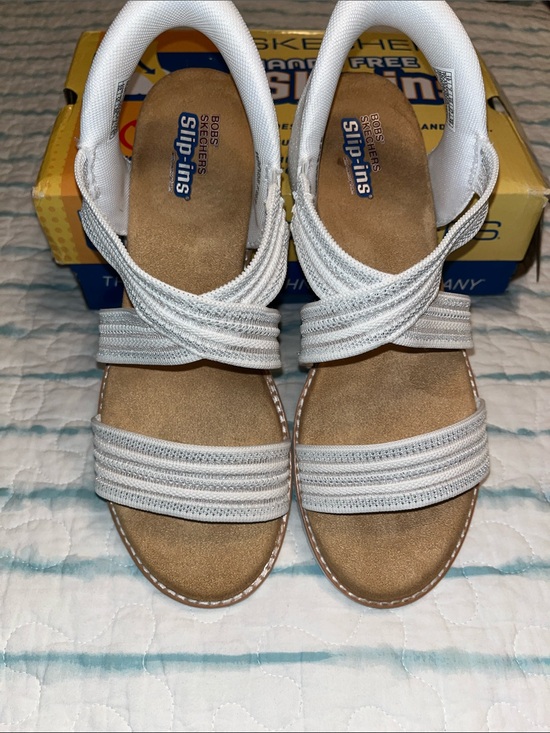 Skechers Shoes - Skechers Bobs Hands-free Slip-Ins Desert Kiss/ White Elastic Women’s Sandals